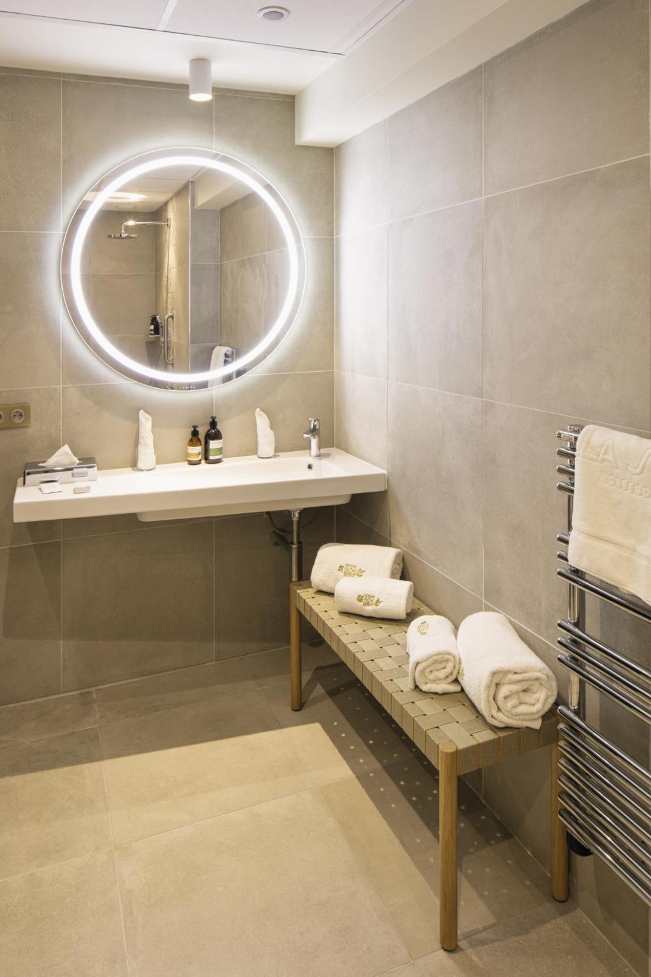 & Seren Hotel 4*